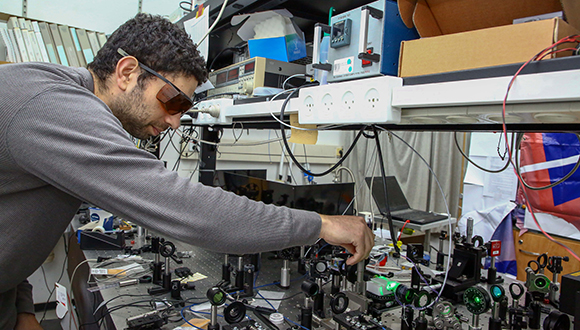 Nonlinear Optics and Wave Propagation Lab. Photo: Ofer Amram